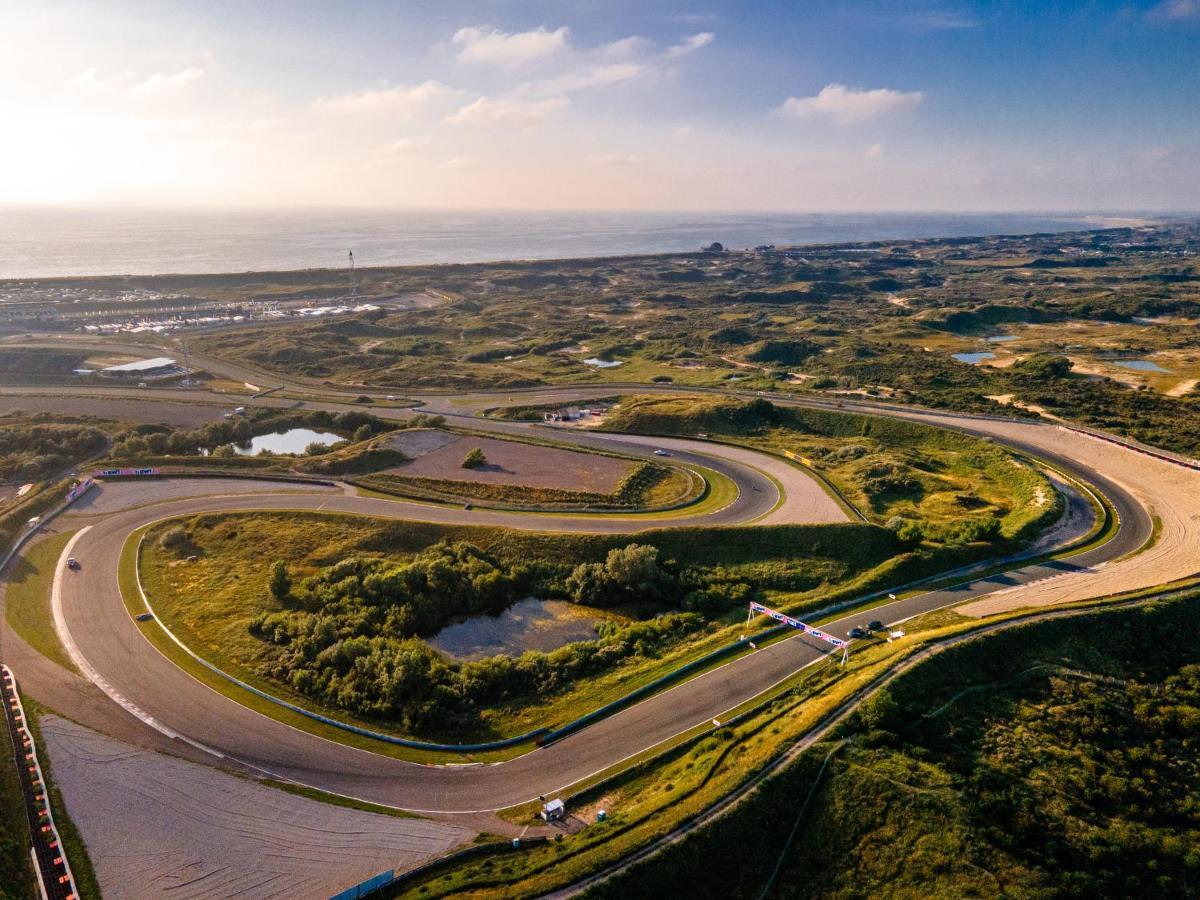Beach Studio 35 With Private Parking Zandvoort Buitenkant foto